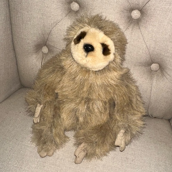 Tree Sloth Miyoni by Aurora 12